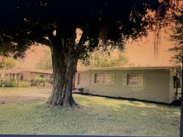 8003 Ash Ave, Tampa, FL 33619