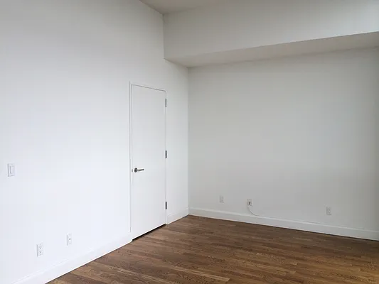 Rented by Waterton Residential New York | media 37