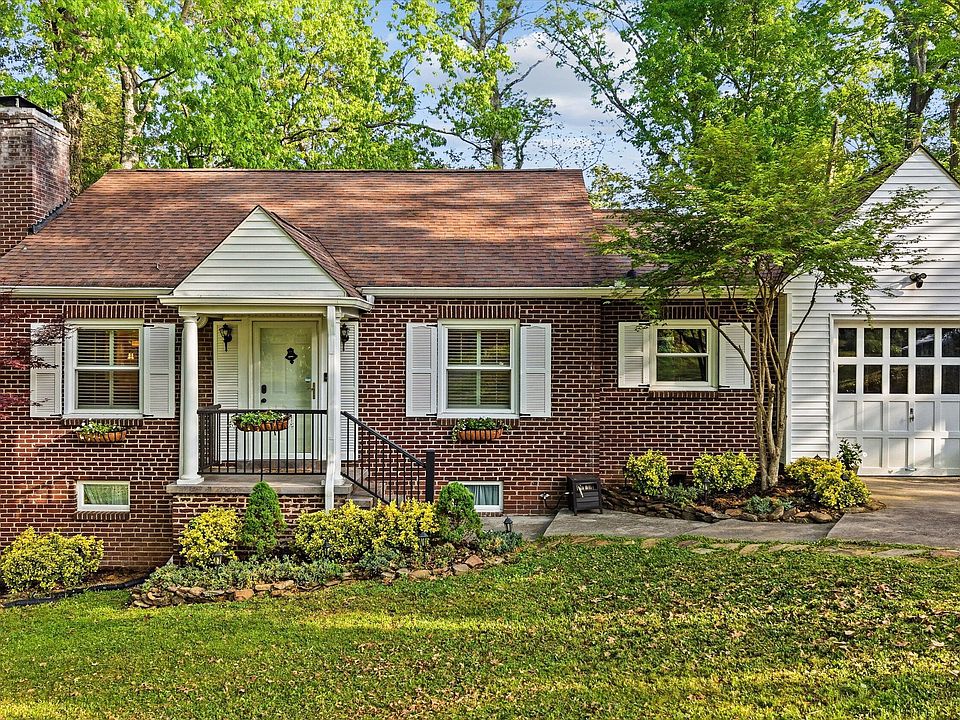1st image of 2013 Woodson Dr