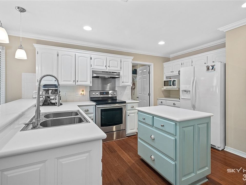 47 Stonehenge Dr, Bentonville, AR 72712 Zillow