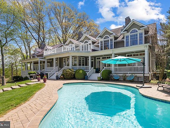 4th image of 148 Vernick Ln