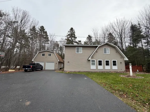 1113 W 22nd St, Sault Sainte Marie, MI 49783