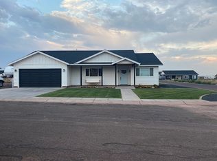 295 S Granite Cir, Taylor, AZ 85939