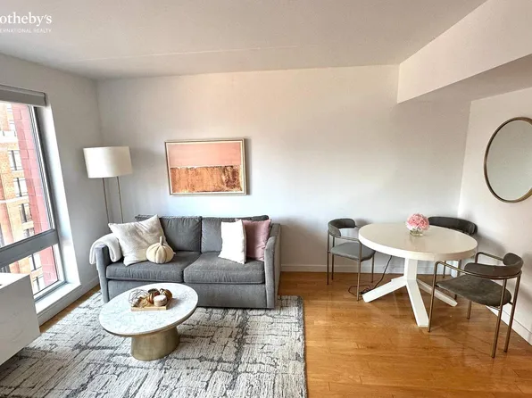 555 West 23rd Street image 1 of 11