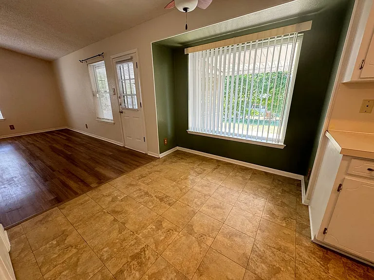3312 Westrim Dr — Photo 7