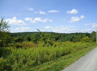 5 Cramburg Ln, Nassau, NY 12123