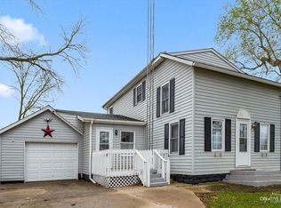 4024 E 1553rd Rd, Earlville, IL 60518