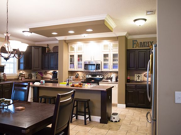 Dining & Kitchen