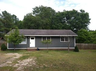 1498 Eastview Dr, Aberdeen, NC 28315