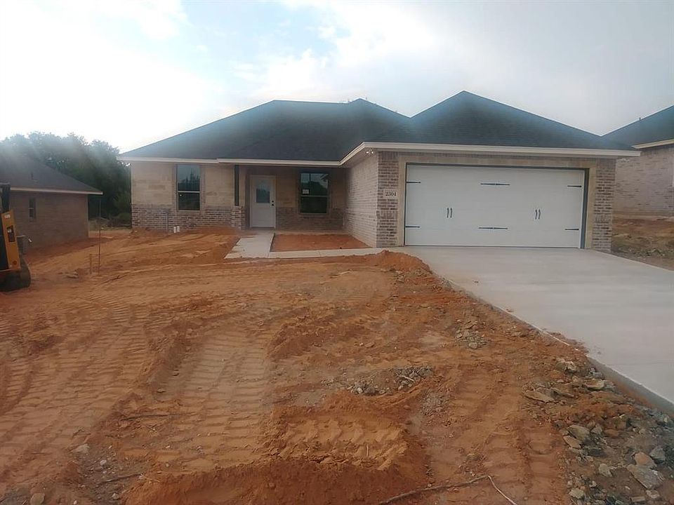 1st image of 2304 Creek Dr