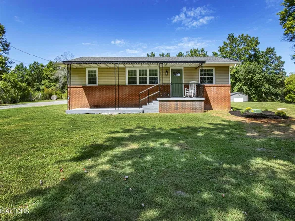 8213 Tazewell Pike, Corryton, TN 37721