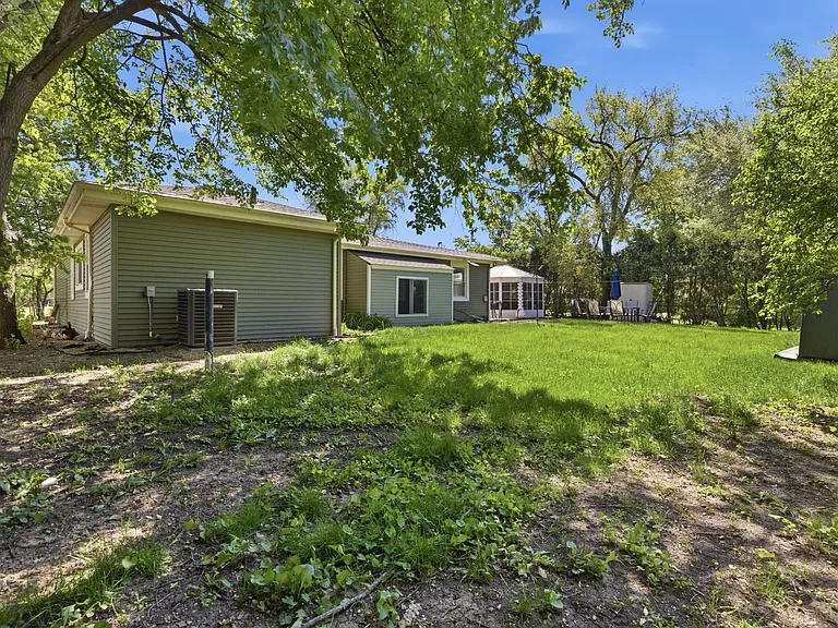 1030 Westmore Meyers Rd — Photo 53