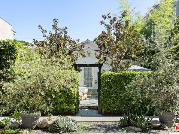 804 Westmount Dr, West Hollywood, CA 90069