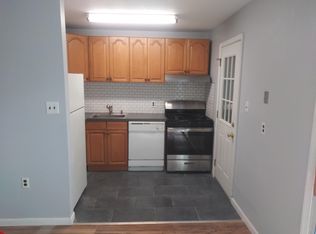 15 Nathan Hale Ct, Newark, DE 19711