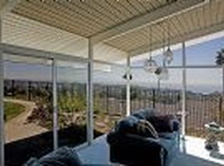 1372 Las Canoas Rd, Pacific Palisades, CA 90272