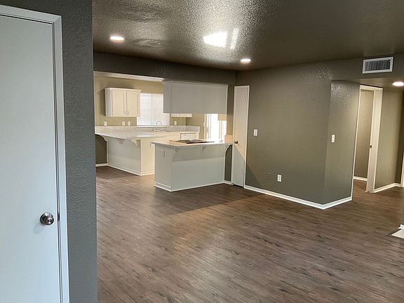 3rd image of 7117 N Antioch Ave APT B