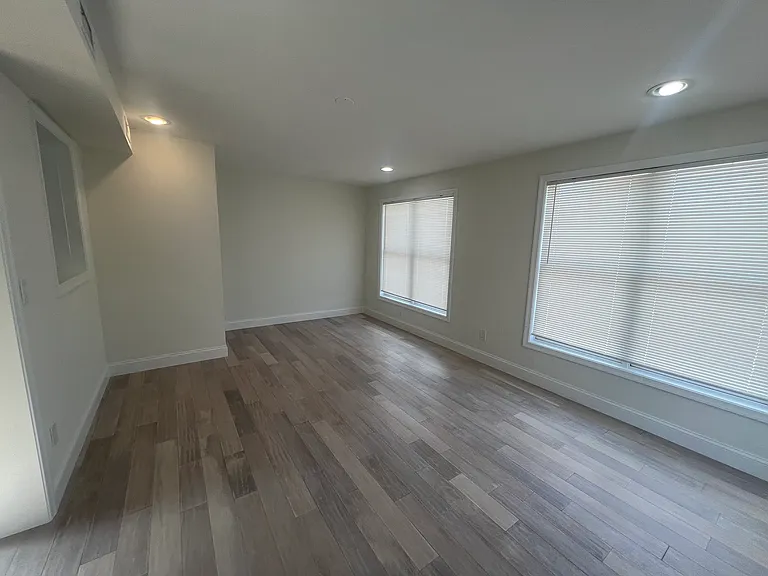1324 H St NE #2 — Photo 7