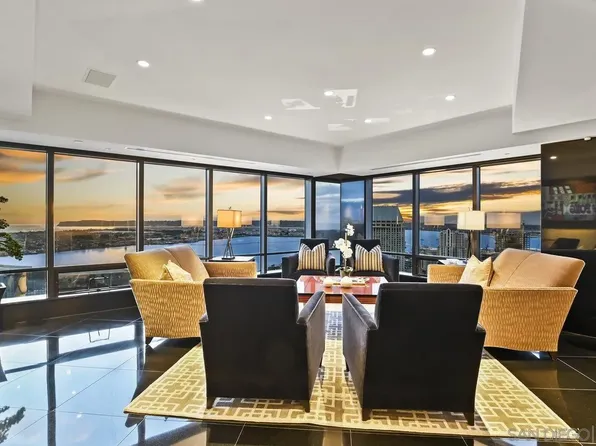 100 Harbor Dr, San Diego, CA 92101