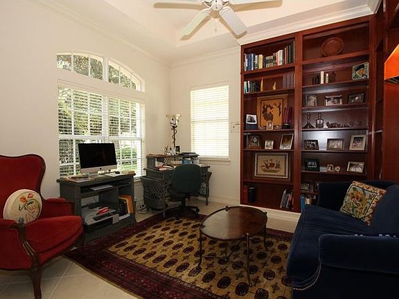 4th image of 326 Bellingrath Ter