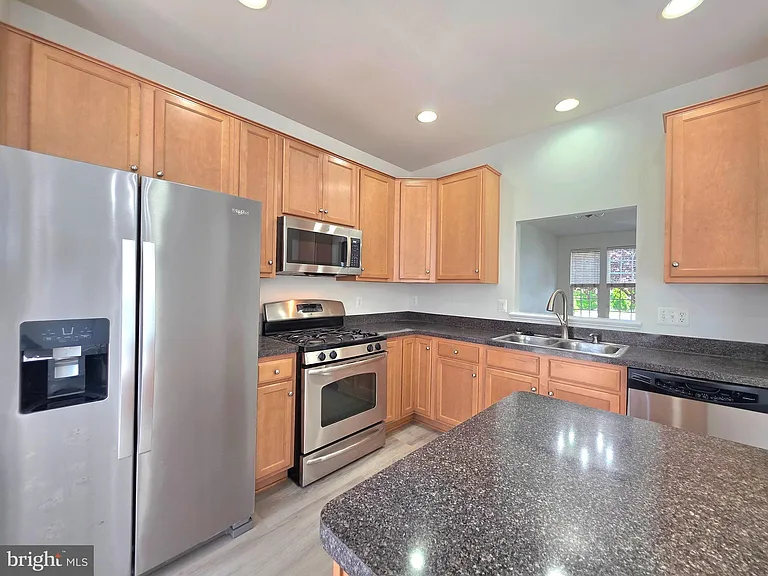 15328 Elizabeth Burbage Loop — Photo 14