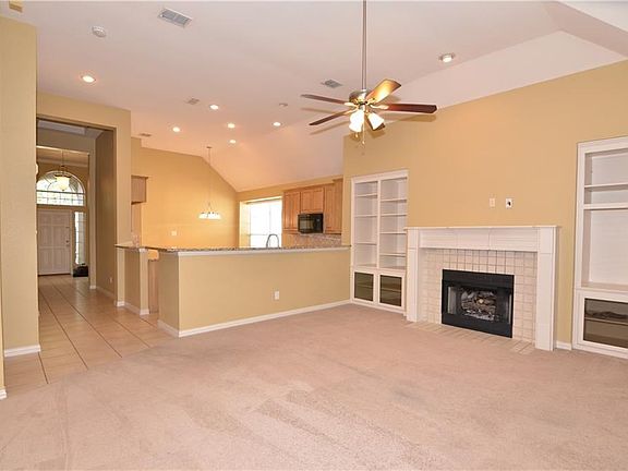 4th image of 3913 Kimberly Dr