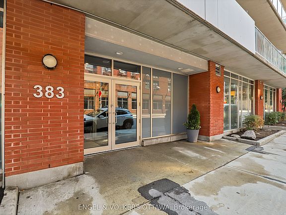2nd image of 383 Cumberland St #406