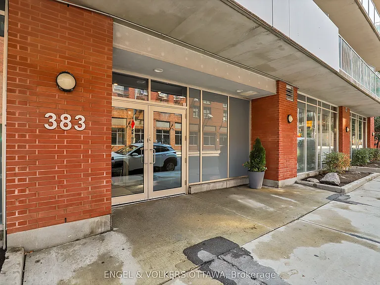 383 Cumberland St #406 — Photo 2