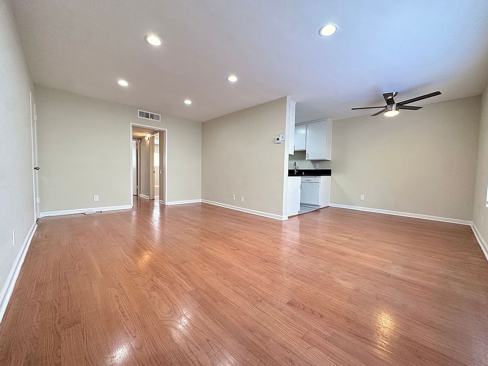 1st image of 1208 N Olive Dr APT 111