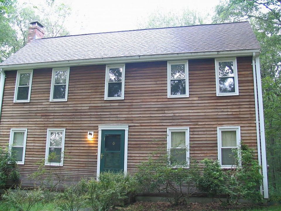 Front of house - center entrance