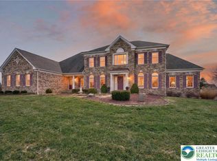 209 Donato Ct, Nazareth, PA