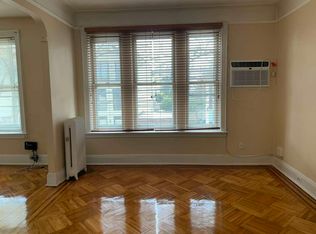 19-09 21st Rd #2, Astoria, NY 11105