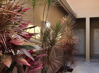 3684 San Simeon Cir, Fort Lauderdale, FL 33331