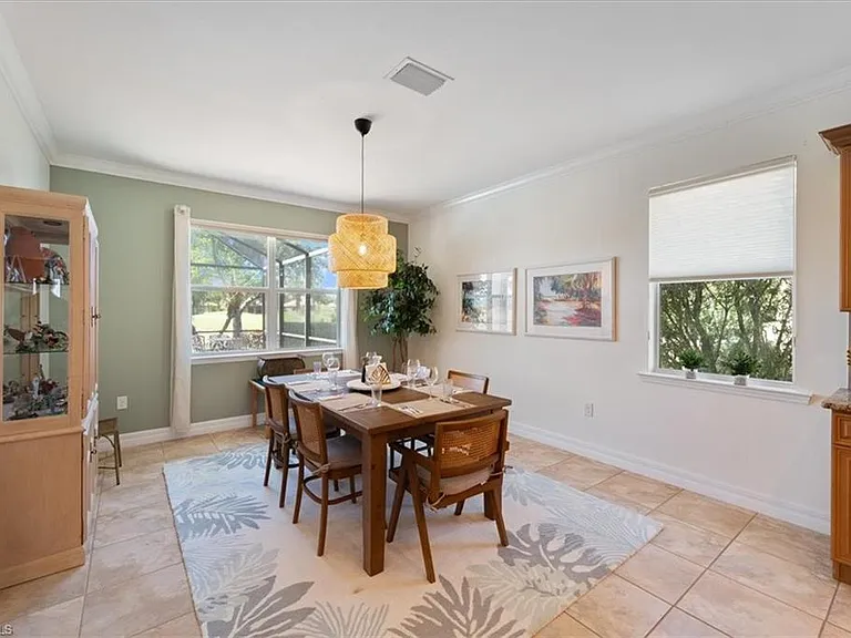 6140 Victory Dr — Photo 13