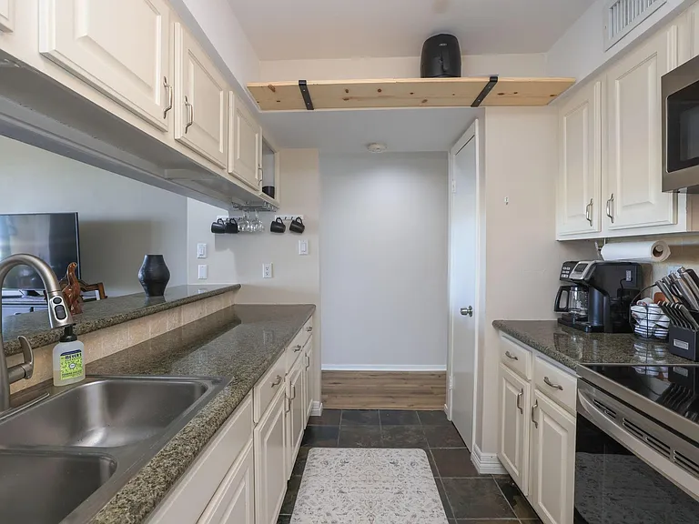 12600 Melville Dr #318B — Photo 11