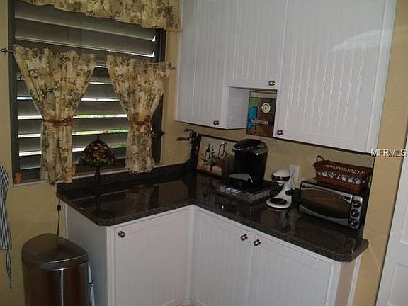 5th image of 248 Sherwood Dr