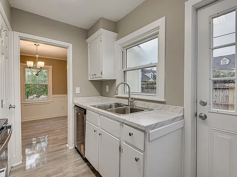 801 Monte Sano Ave #B1 — Photo 9