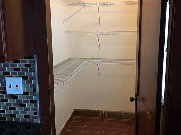 4th image of 14 Saint George Ave #1