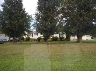 1115 Safeway Dr, Gastonia, NC 28056