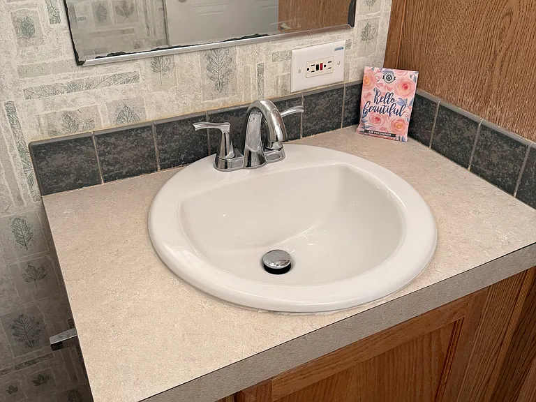 582 Arbor Dr SE — Photo 7