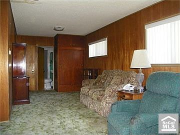 2nd image of 908 East Broadway