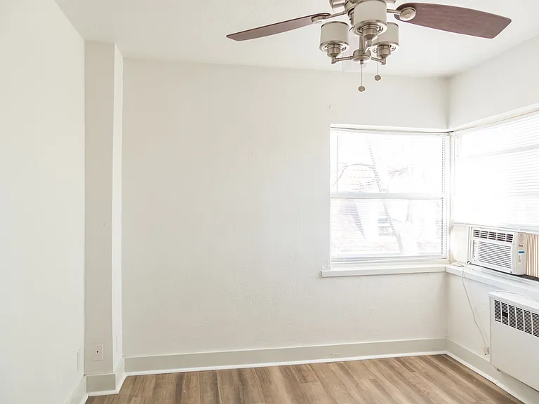 Dining/Living room