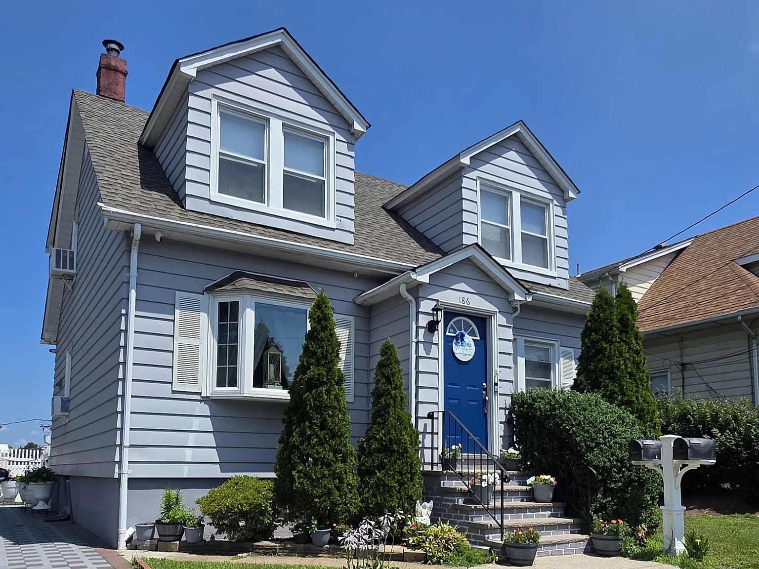 2 bed, $2,500 — Photo 1