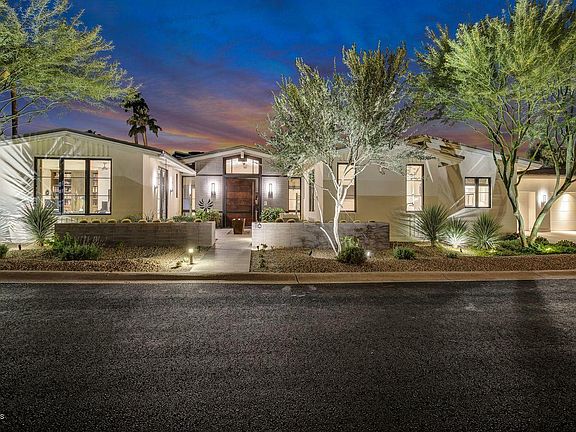 2nd image of 5525 E Lincoln Dr #116