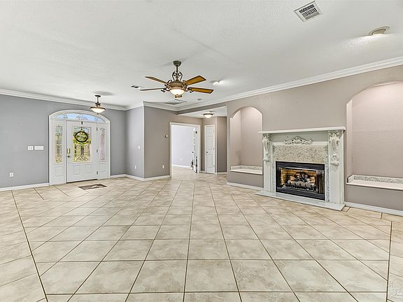 2nd image of 1650 Winston St