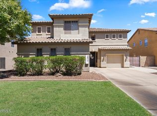 2976 E Country Shadows St, Gilbert, AZ 85298