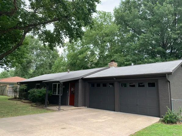 1305 Lockheed St, Bentonville, AR 72712