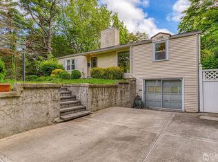 6 Myron Pl, East Brunswick, NJ 08816