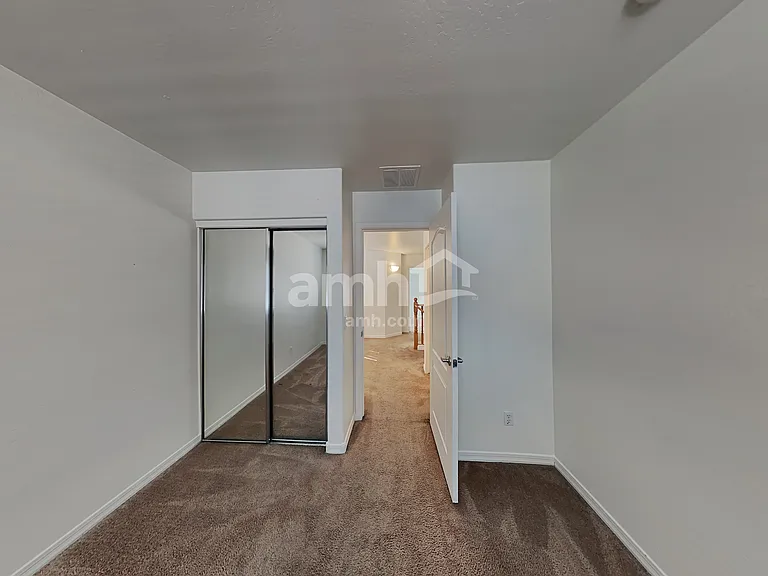 17403 W Langer Ln — Photo 19
