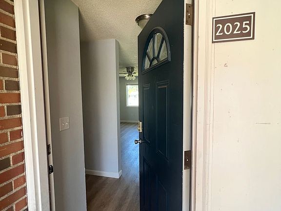 3rd image of 2083 SE Courtney Ave #2025