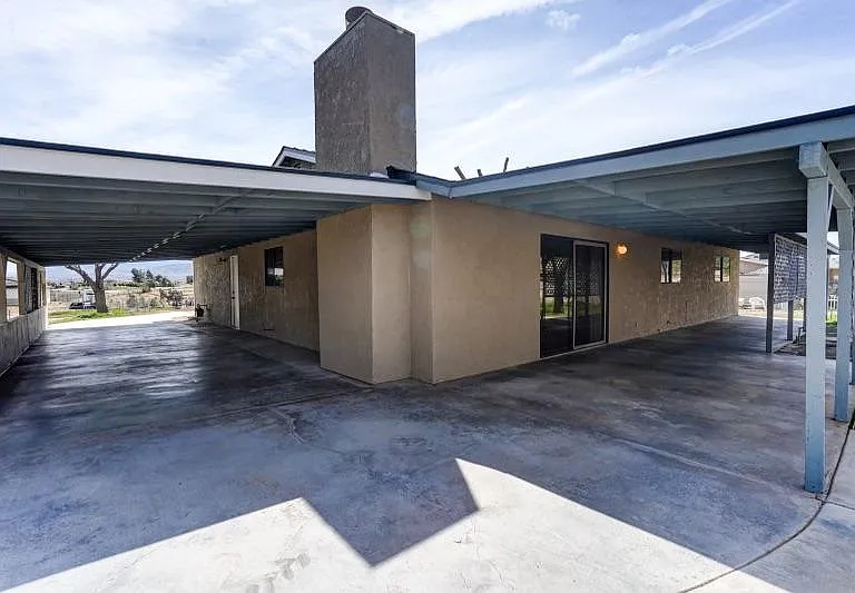 11852 Ivy Ave — Photo 4